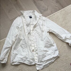 GAP Crisp White Collared Shirt
